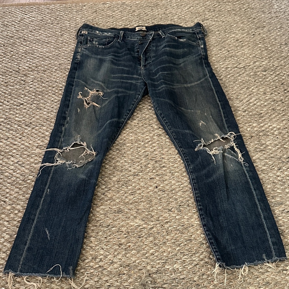 Distressed women’s Dark Blue Denim Jeans